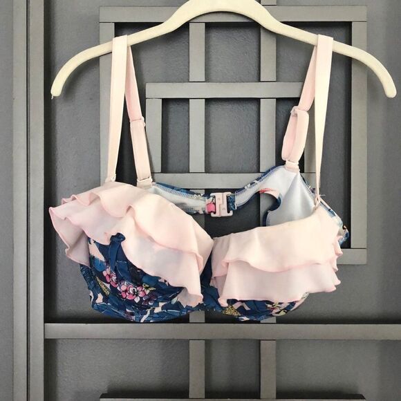 Collectif London retro vintage looking Tropical bathing suit top with ruffle siz - Picture 1 of 7